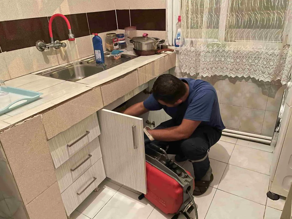 Mersin Akdeniz Mutfak Tıkanıklığı Açma